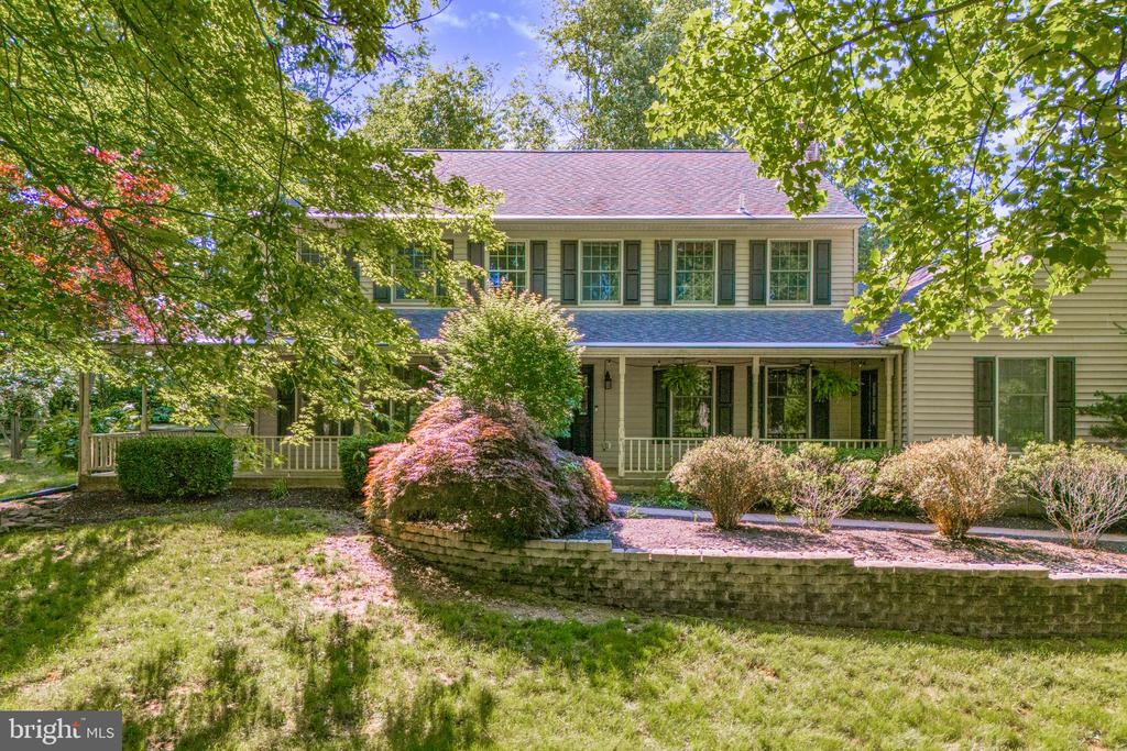 1329 Hilltown Pike