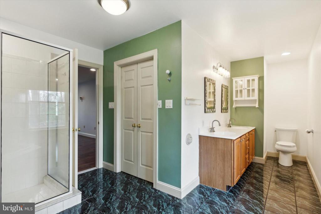 1329 Hilltown Pike
