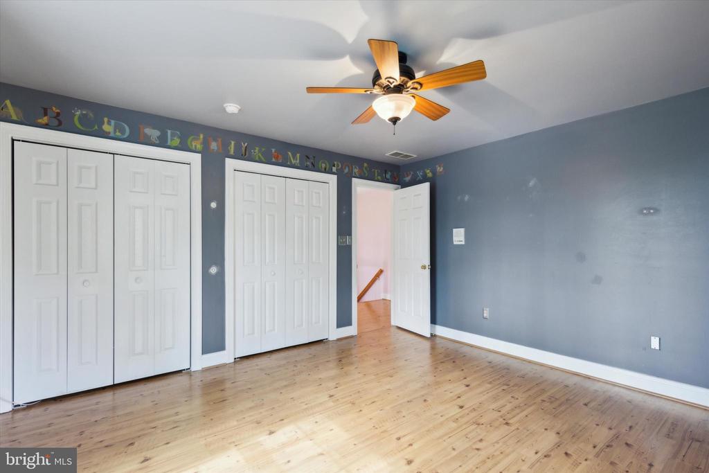 1329 Hilltown Pike
