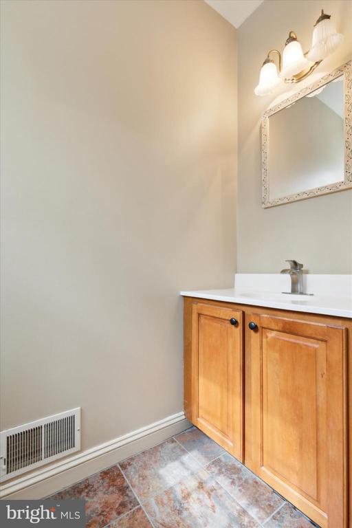 1329 Hilltown Pike