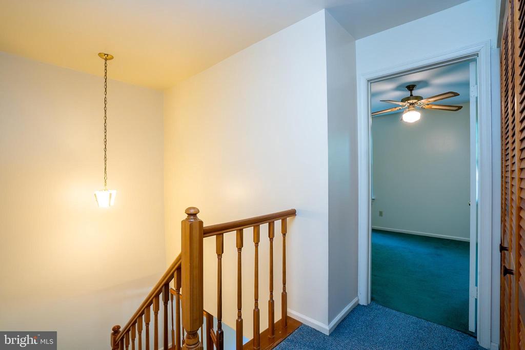2428 Linksman Ln