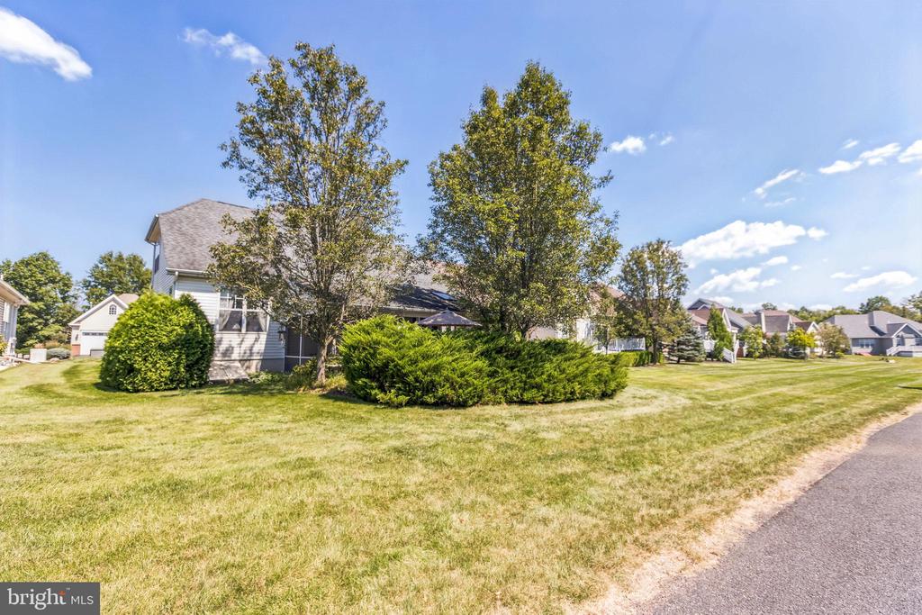 1303 Creekside Ln