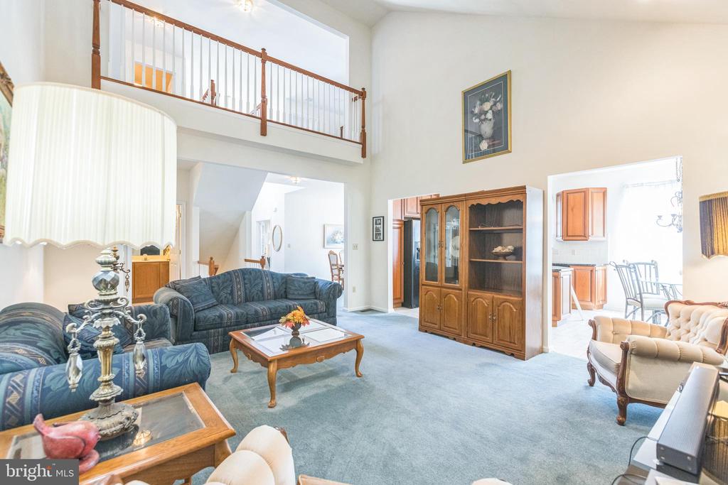 1303 Creekside Ln
