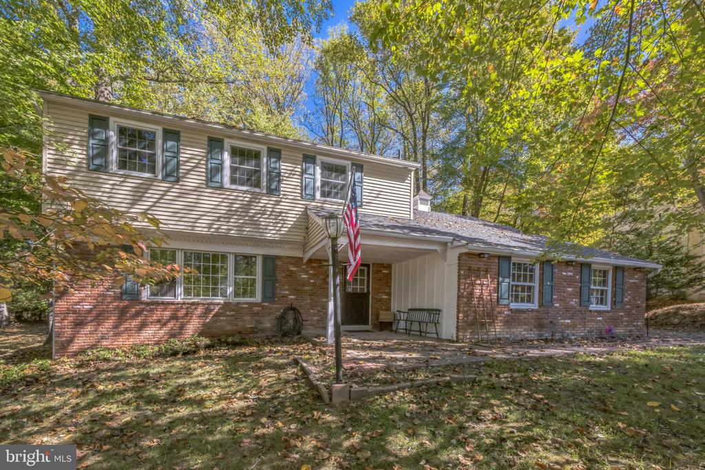 51 Wood Stream Dr