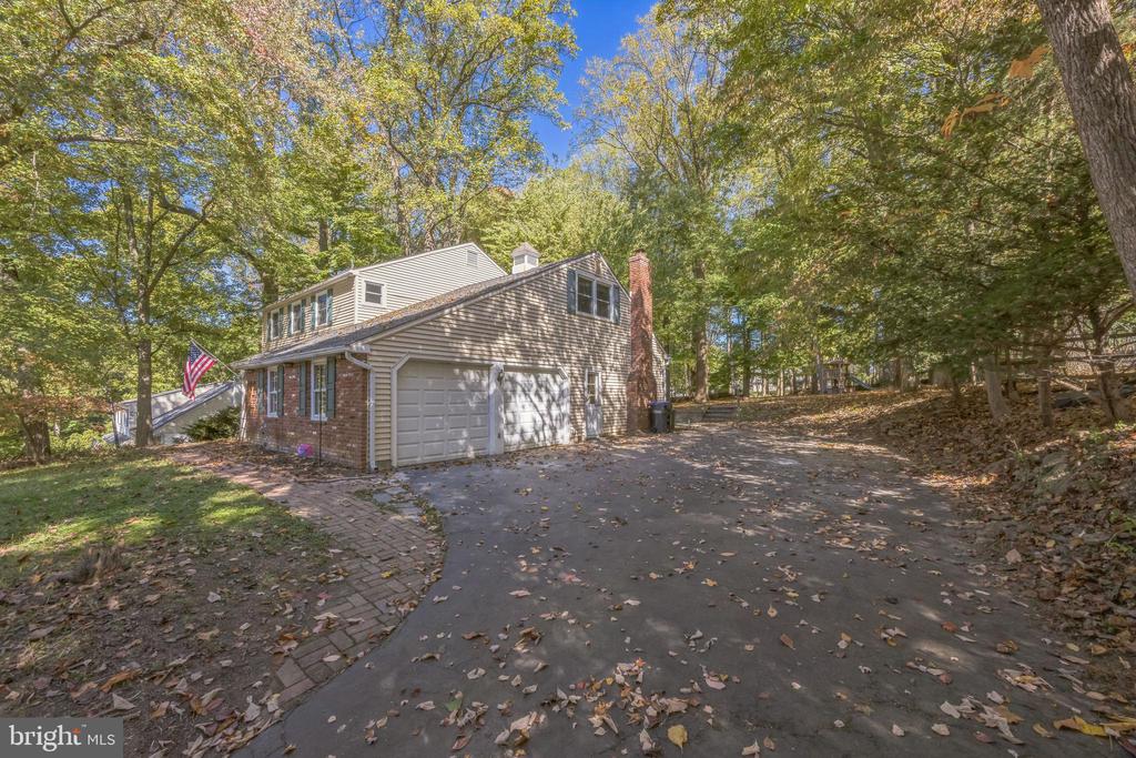 51 Wood Stream Dr