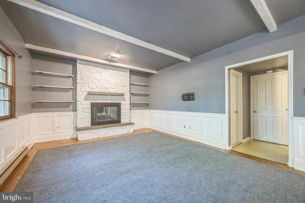 51 Wood Stream Dr