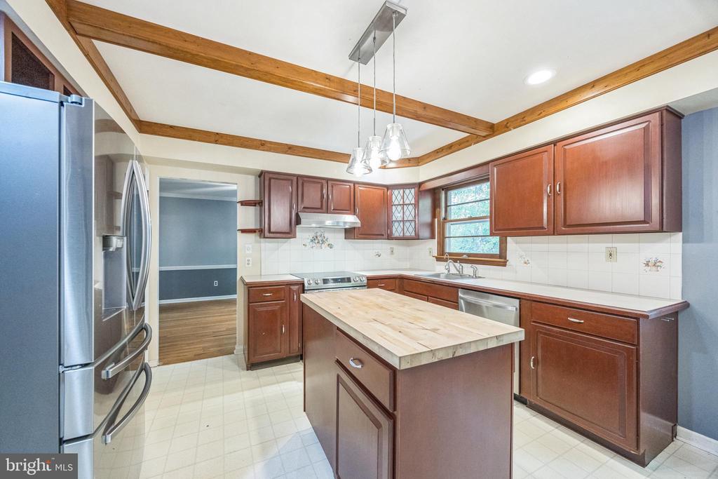 51 Wood Stream Dr