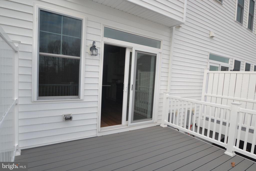 204 FOXHEDGE RD #100