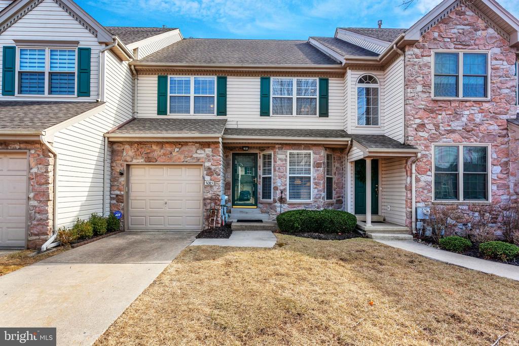 5085 Sagewood Ct