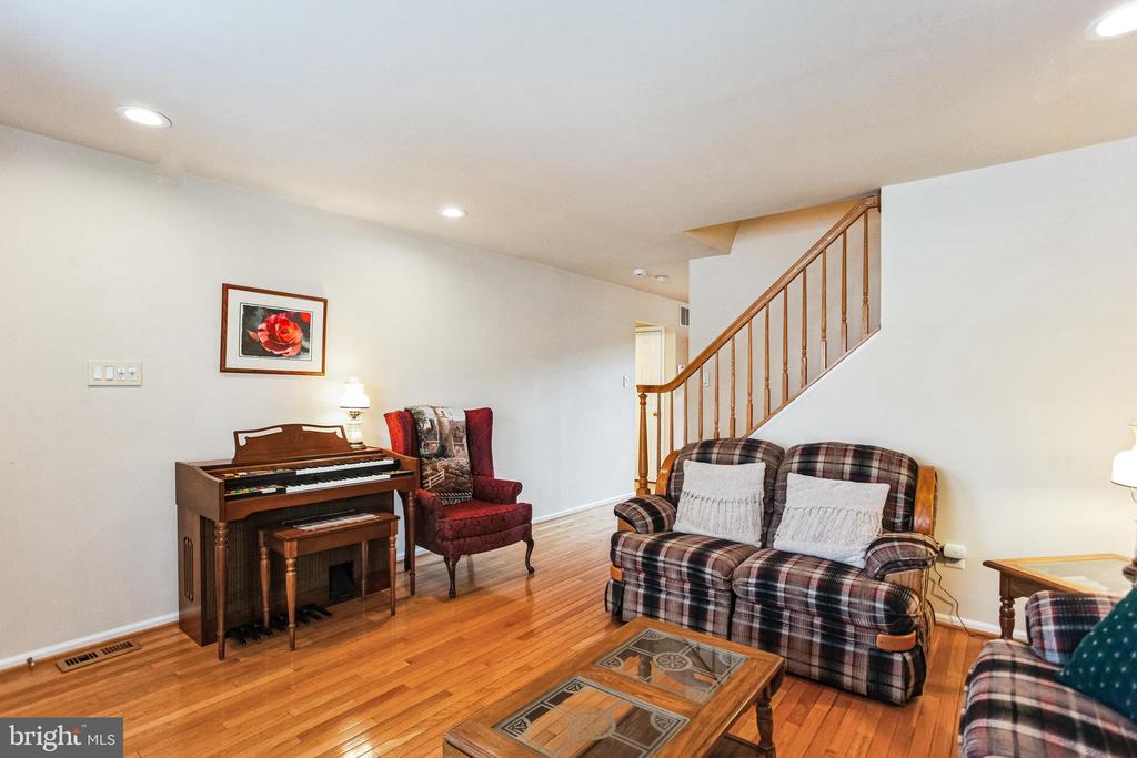5085 Sagewood Ct