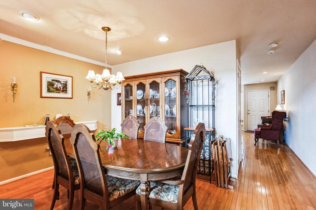 5085 Sagewood Ct