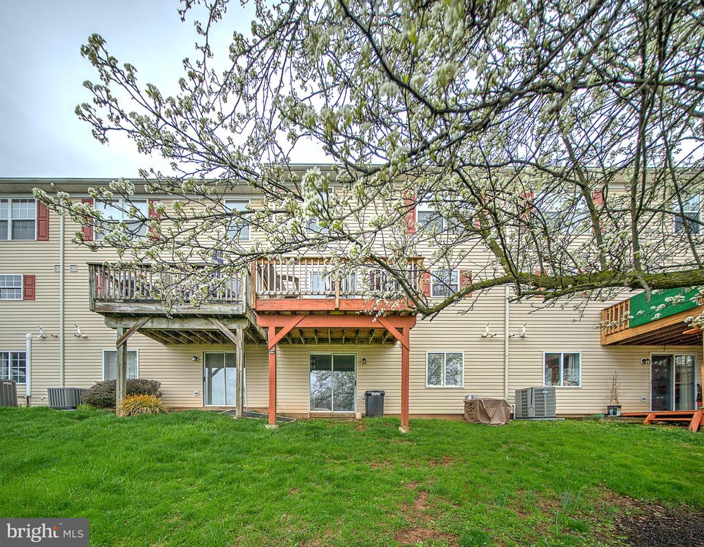 3777 Swetland Dr
