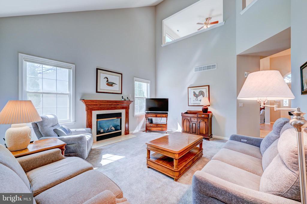 513 Tara Ct