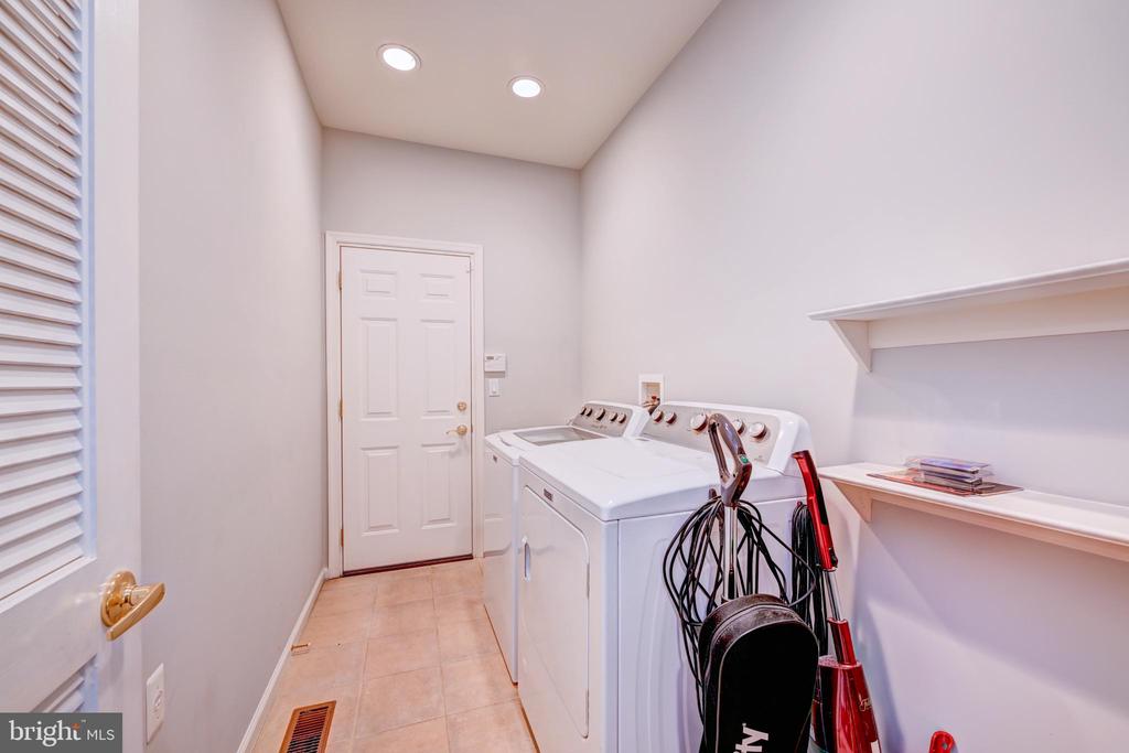 513 Tara Ct