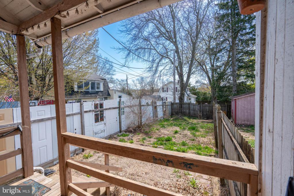261 N 4th St