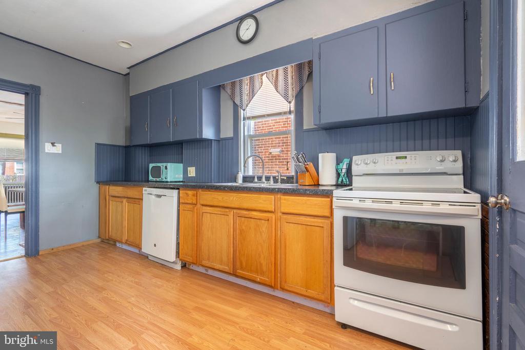 261 N 4th St