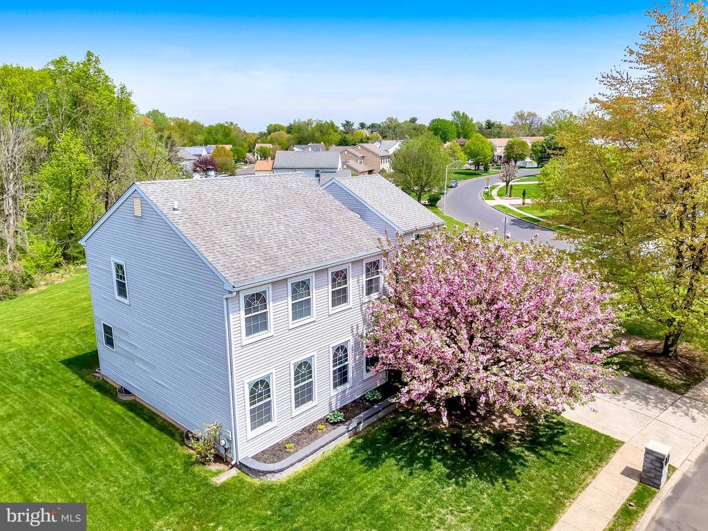 1601 Maritime Ct