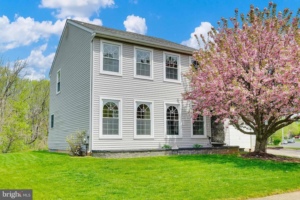 1601 Maritime Ct