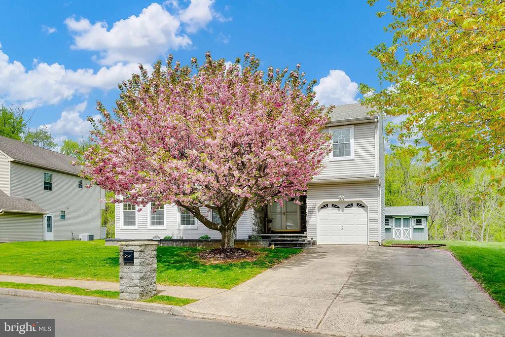 1601 Maritime Ct