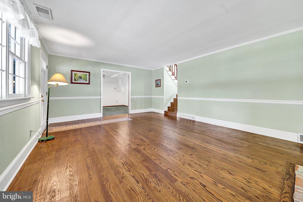 370 Kansas Rd