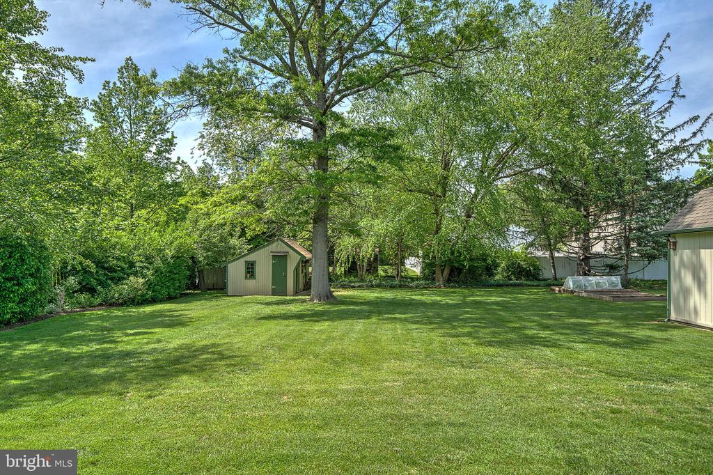 370 Kansas Rd