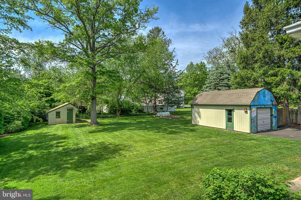 370 Kansas Rd