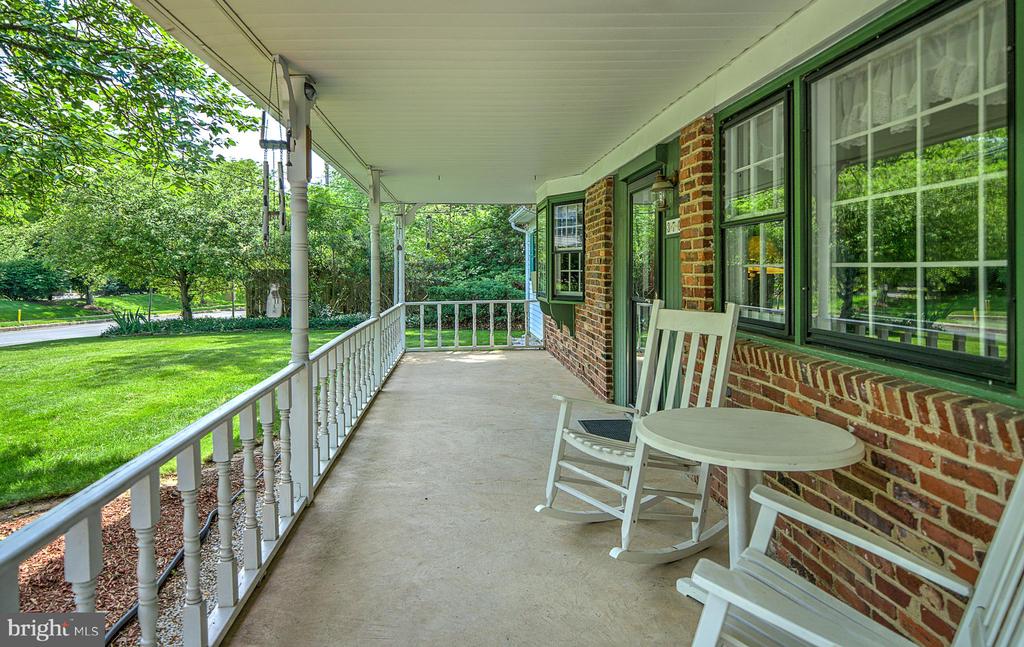 370 Kansas Rd