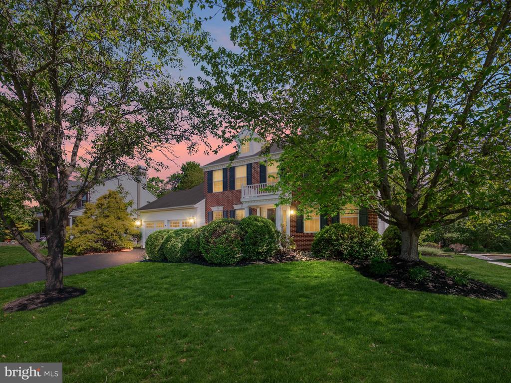 137 Buttercup Blvd