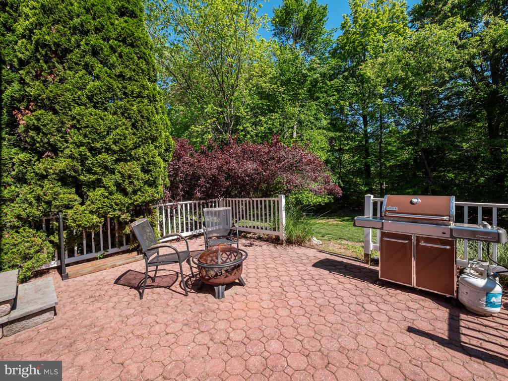 137 Buttercup Blvd