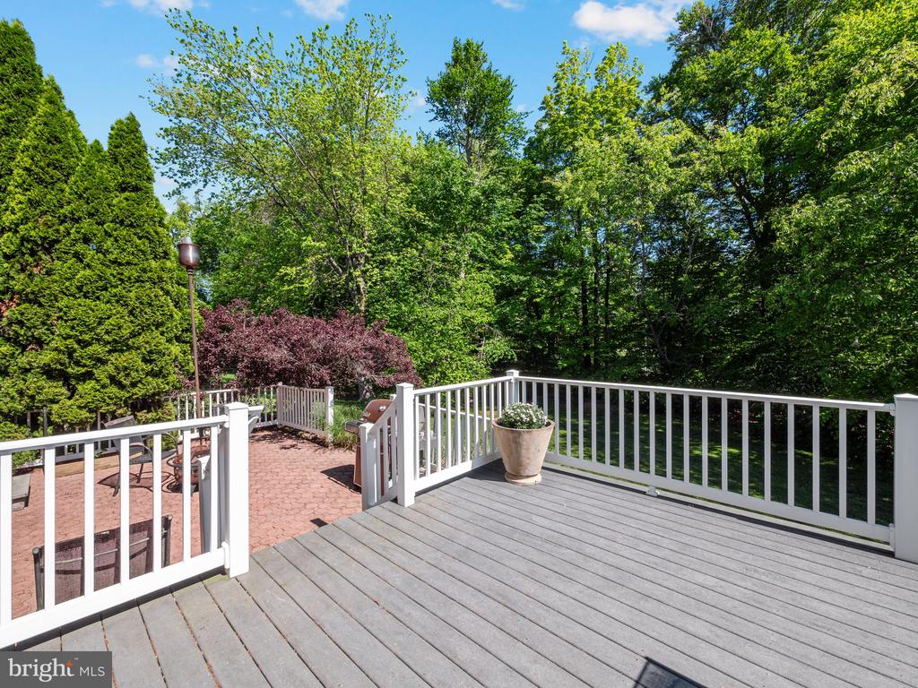 137 Buttercup Blvd