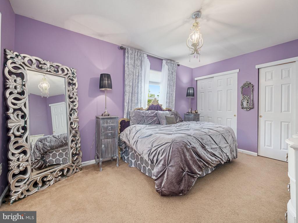 137 Buttercup Blvd