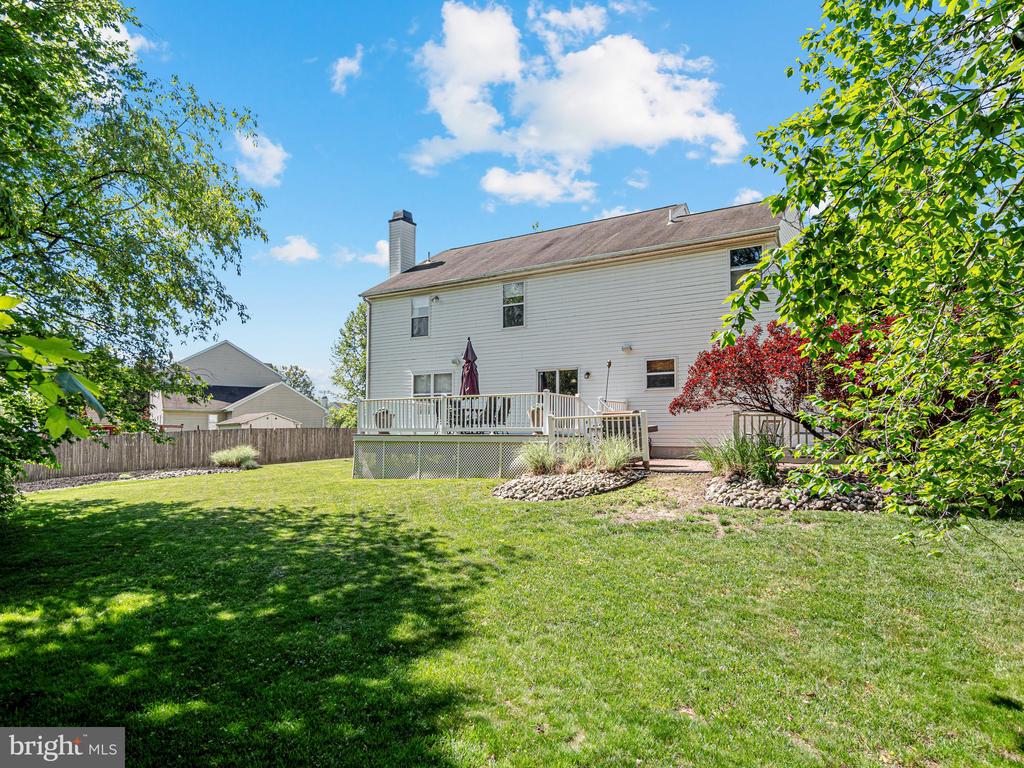 137 Buttercup Blvd