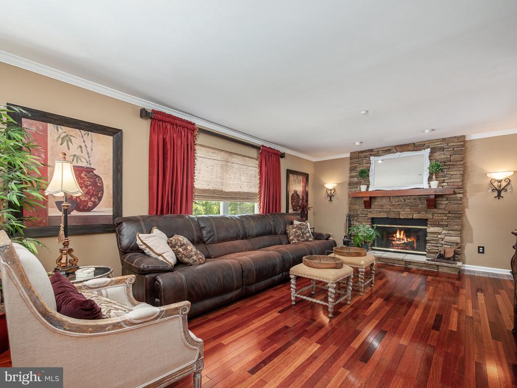 137 Buttercup Blvd