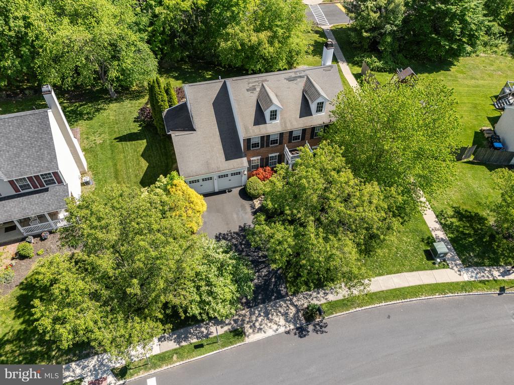 137 Buttercup Blvd