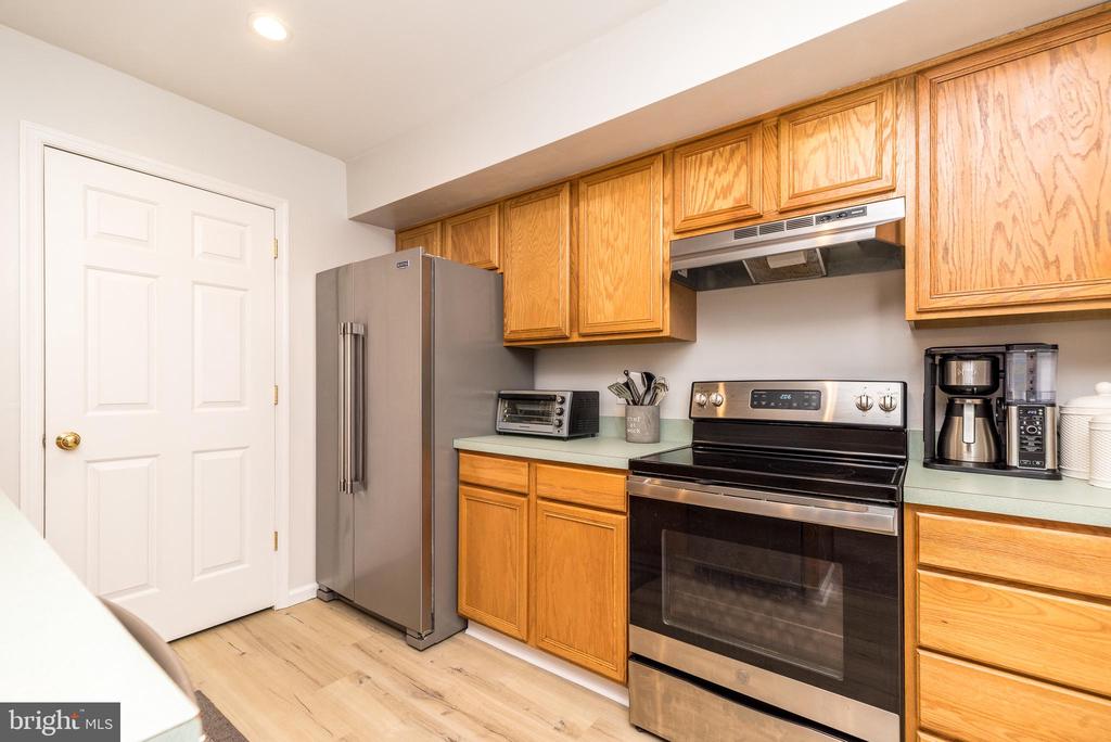 103 Horseshoe Dr #103