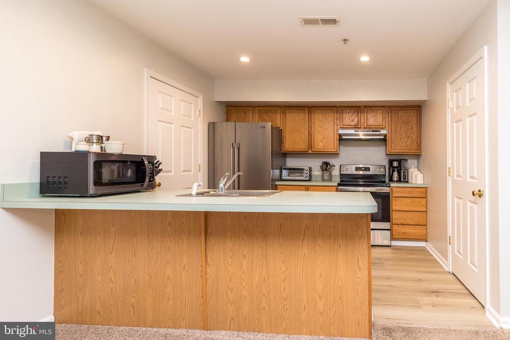103 Horseshoe Dr #103