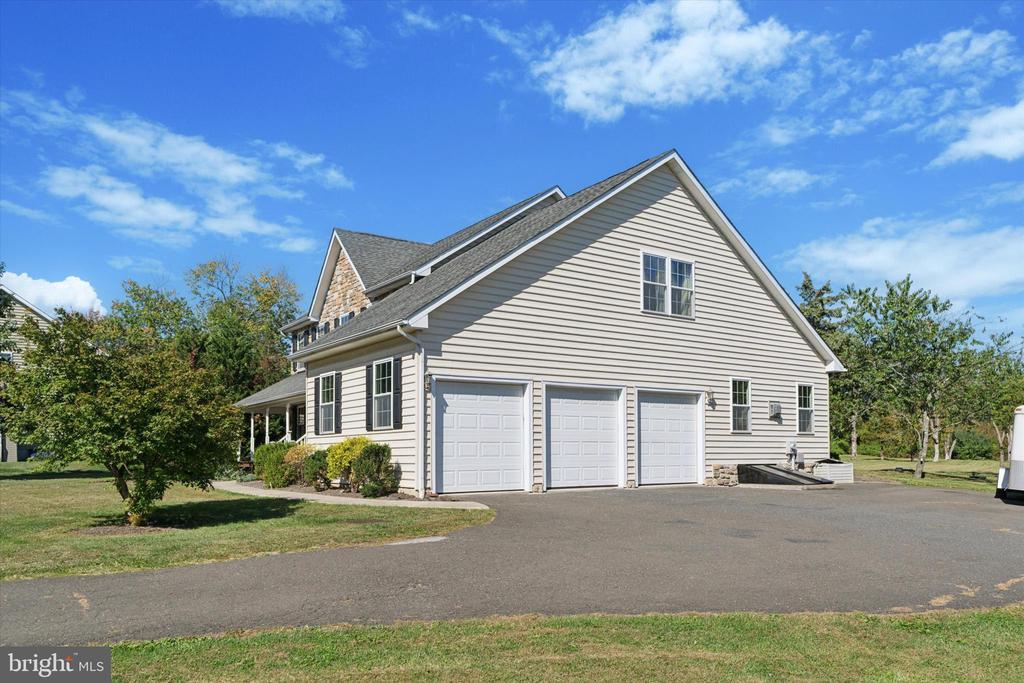 642 RICKERT ROAD