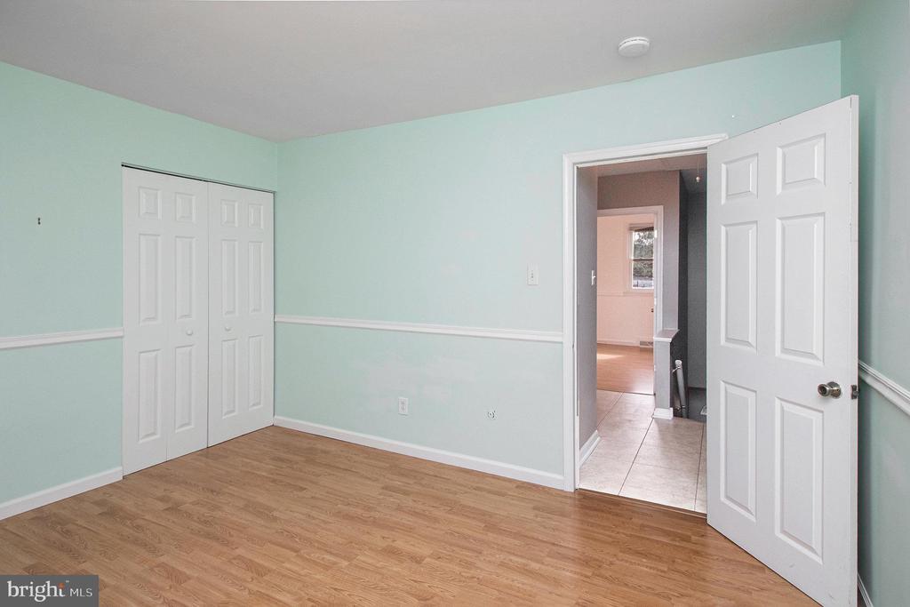 1000 JACKSONVILLE ROAD 12