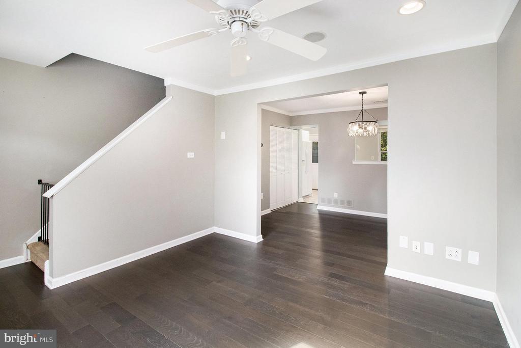 1000 JACKSONVILLE ROAD 12