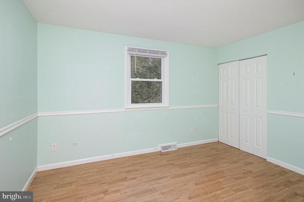 1000 JACKSONVILLE ROAD 12