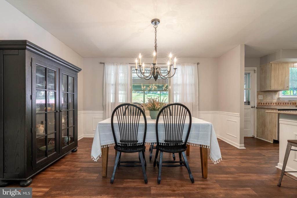 261 FAIRHILL DRIVE