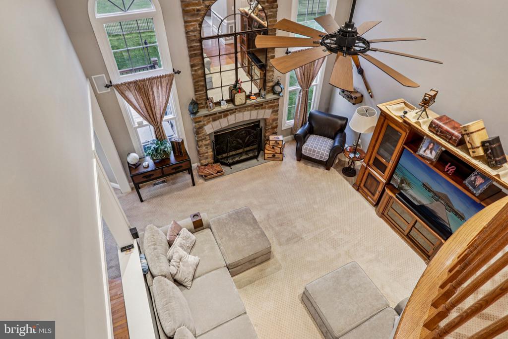 433 ELIZABETH WAY