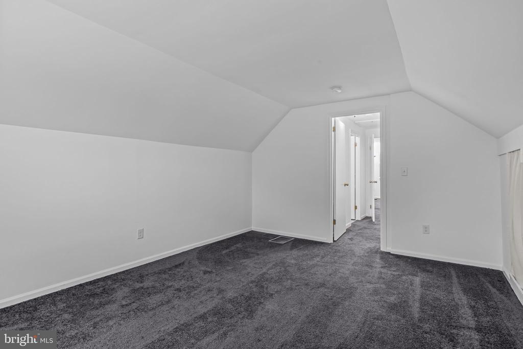 604 IVA LANE