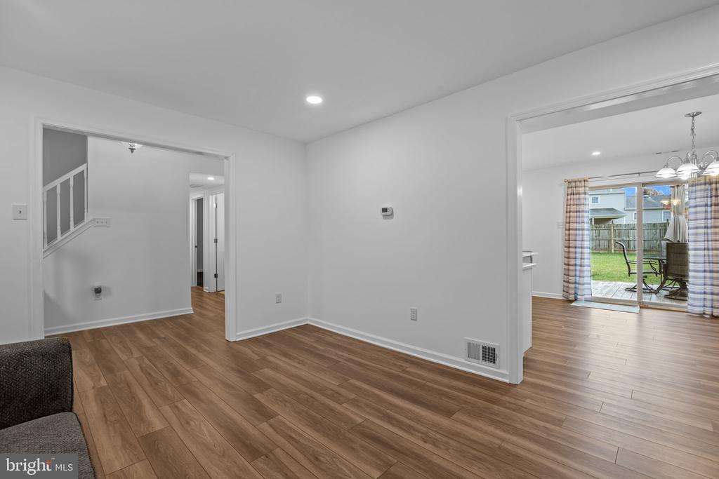 604 IVA LANE