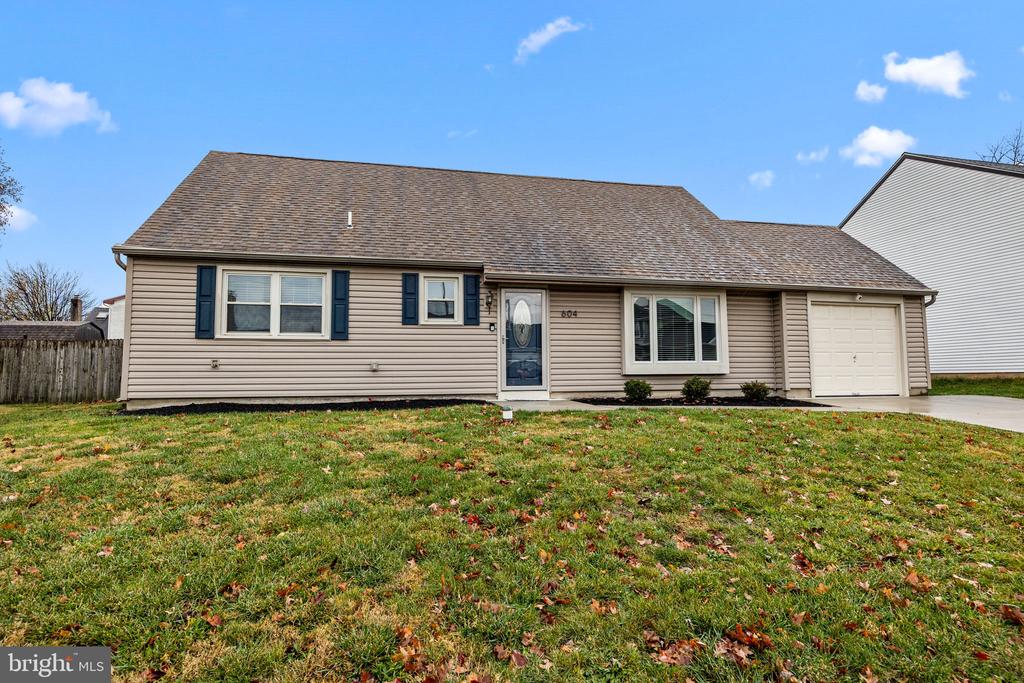 604 IVA LANE