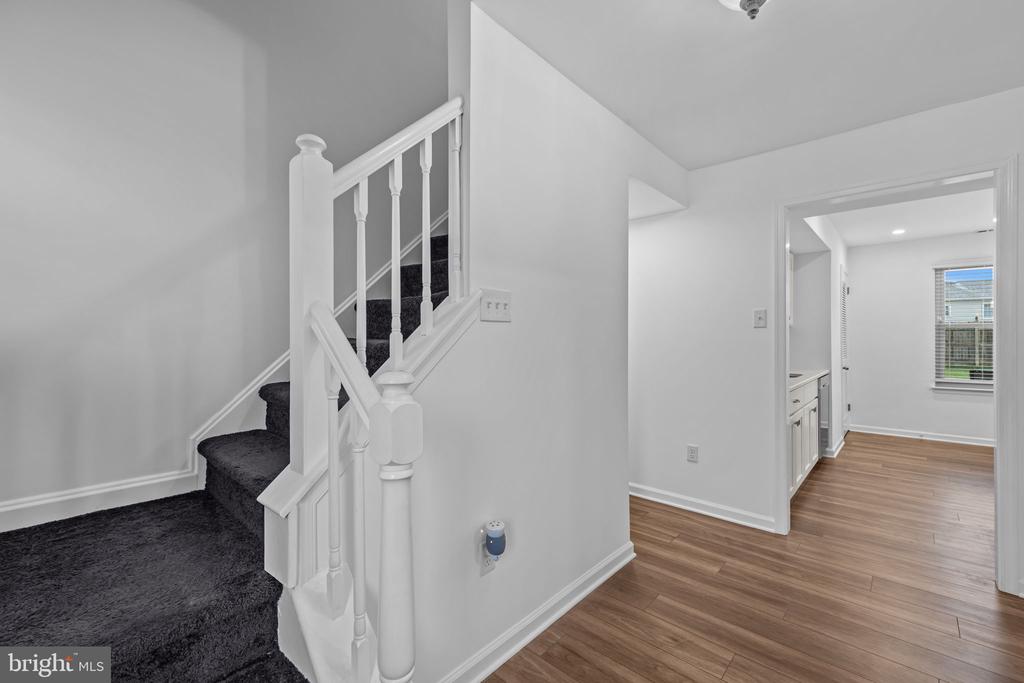 604 IVA LANE