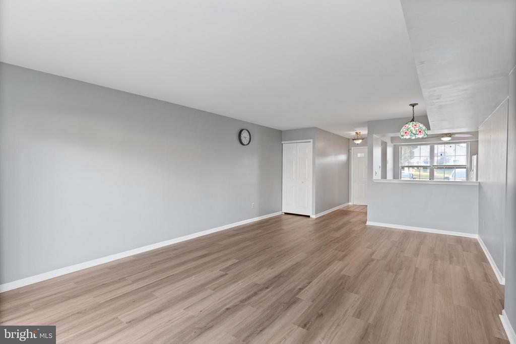 387 INDEPENDENCE DRIVE