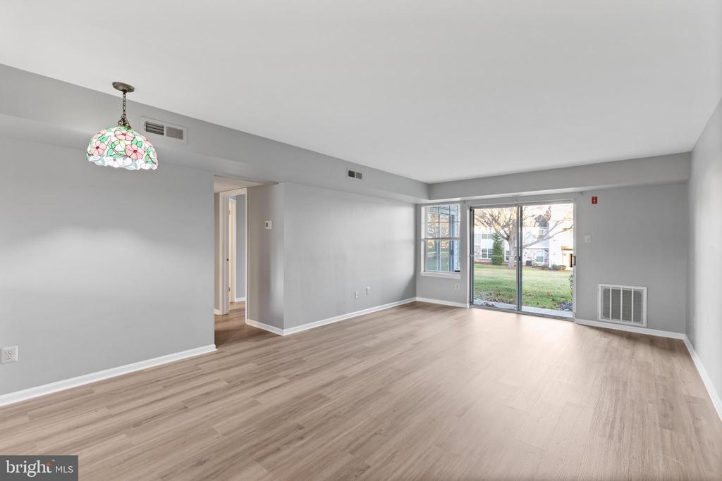 387 INDEPENDENCE DRIVE