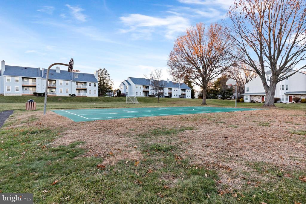 387 INDEPENDENCE DRIVE