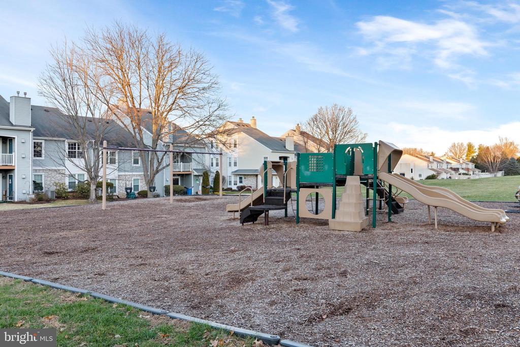 387 INDEPENDENCE DRIVE
